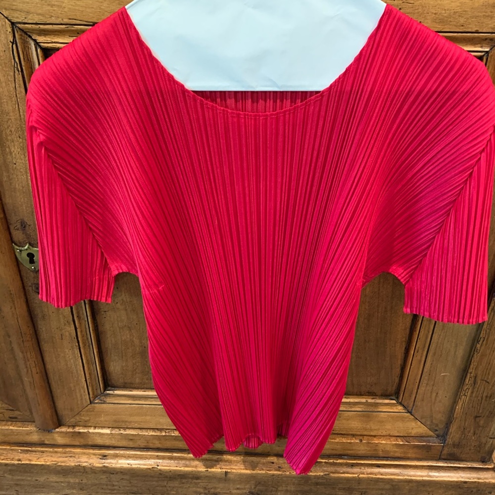 Pleats please Issey Miyaki basic top